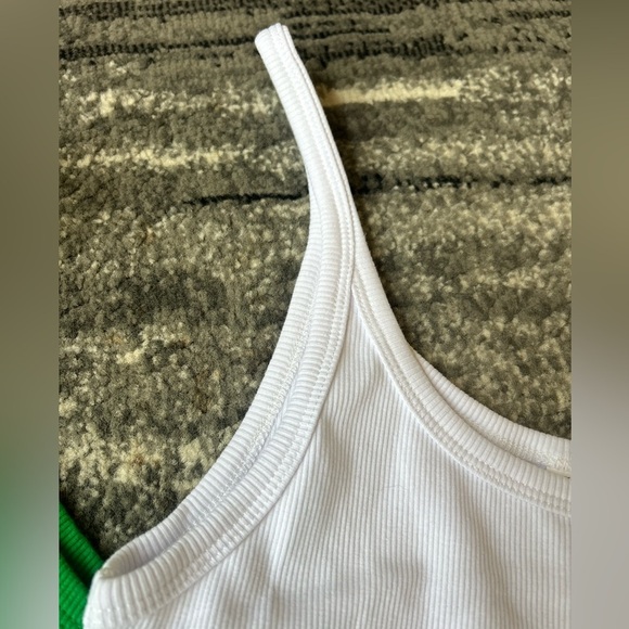 2 AMAZON Ribbed Tank Tops - Picture 4 of 9